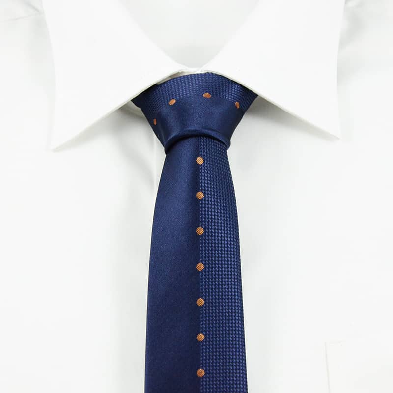 Blåt slips med orange prikker 6