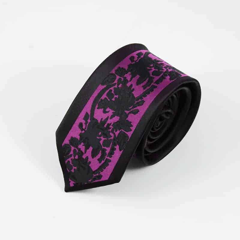 Detaljefyldt slips sort og lilla 5