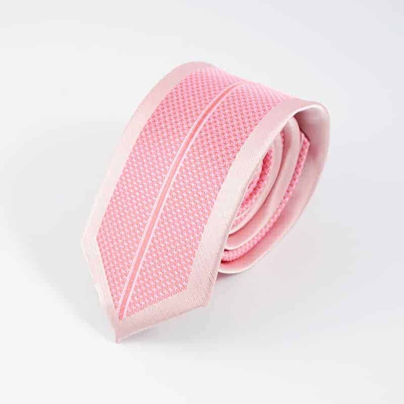 Moderne prikket lyserødt slips 5