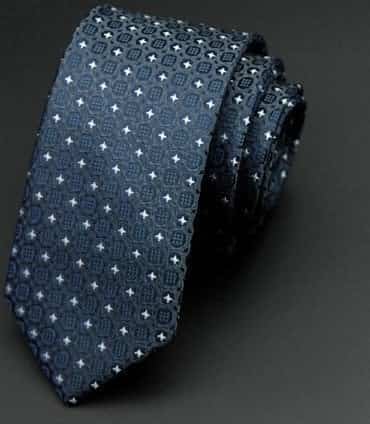 Moderne sort slips med mønster 5