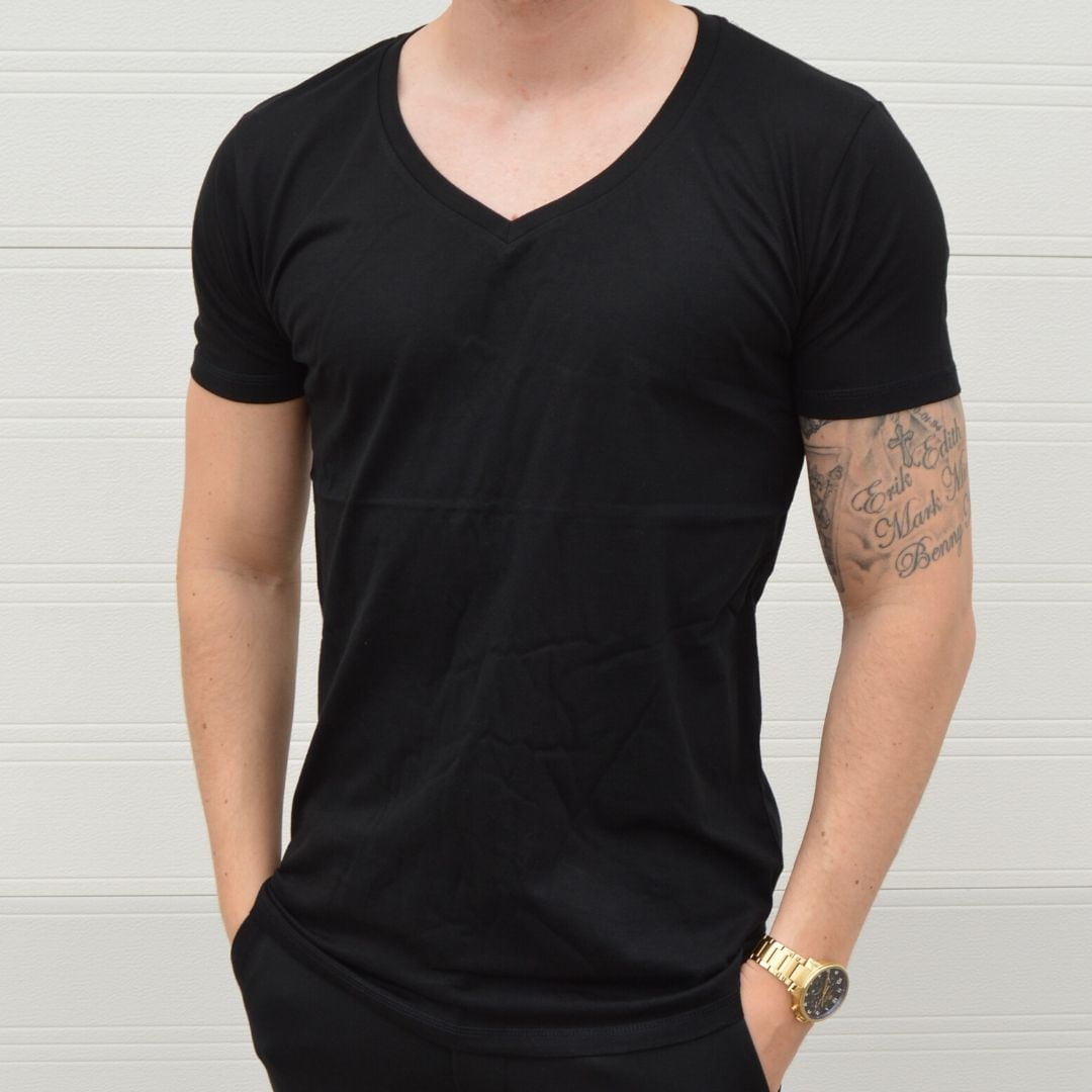 Basic T-shirt - Deep V-Neck Sort | Perfect Fit