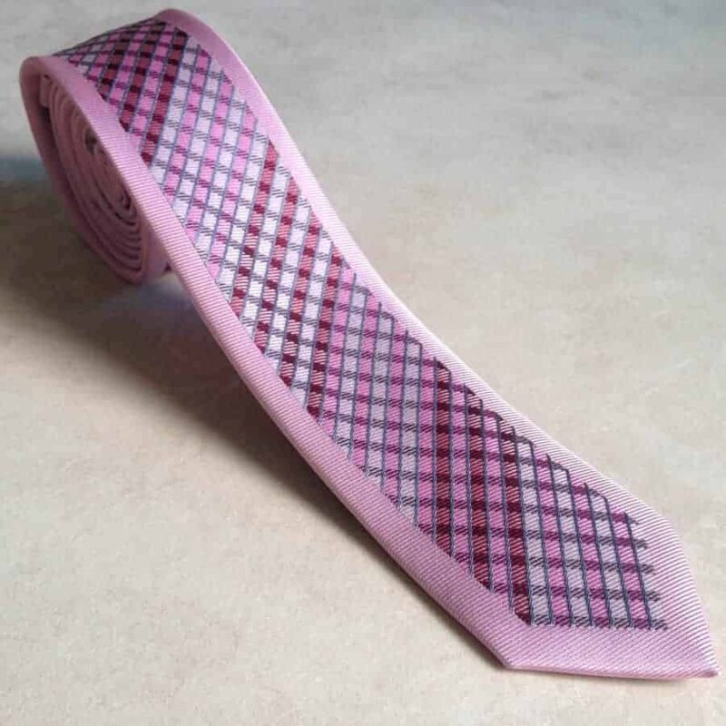 Lyserødt slips 6