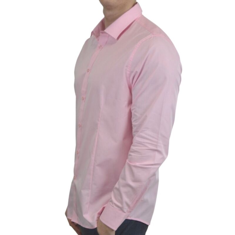 Lyseroed-smoking-skjorte-modern
