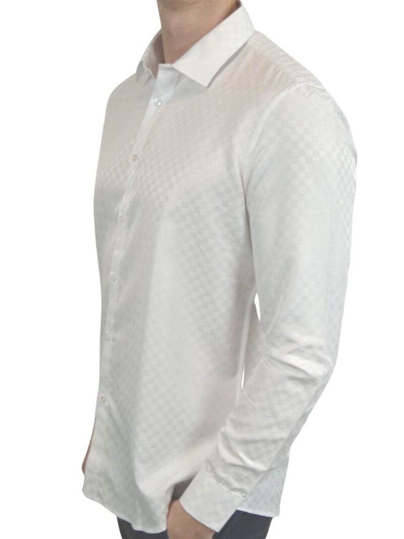 Signature-hvid-skjorte-med-tern-modern